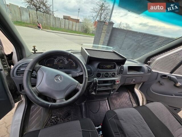 Белый Мерседес Sprinter, объемом двигателя 2.15 л и пробегом 950 тыс. км за 8500 $, фото 19 на Automoto.ua