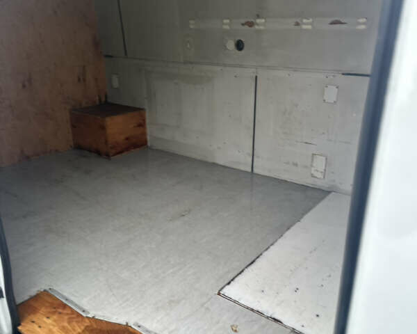 Білий Мерседес Sprinter, об'ємом двигуна 2.1 л та пробігом 512 тис. км за 14500 $, фото 10 на Automoto.ua