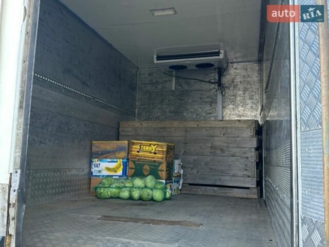 Білий Мерседес Sprinter, об'ємом двигуна 2.7 л та пробігом 750 тис. км за 13500 $, фото 9 на Automoto.ua