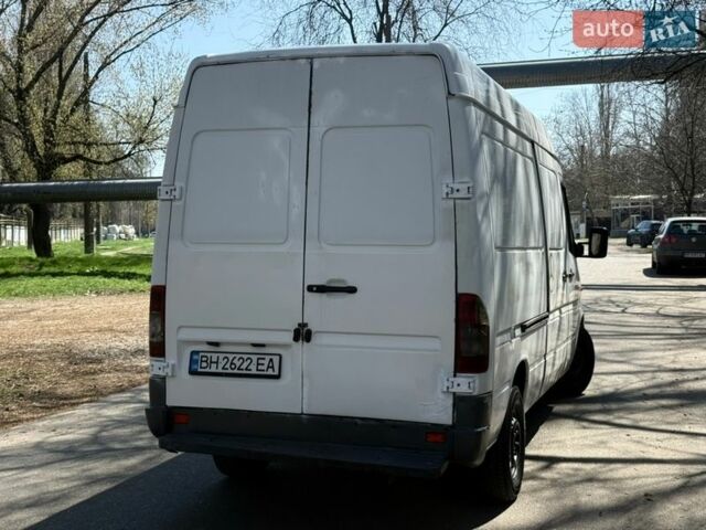 Белый Мерседес Sprinter, объемом двигателя 2.15 л и пробегом 280 тыс. км за 5600 $, фото 13 на Automoto.ua