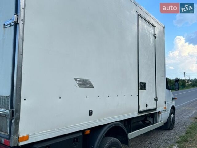 Білий Мерседес Sprinter, об'ємом двигуна 2.7 л та пробігом 750 тис. км за 13500 $, фото 4 на Automoto.ua