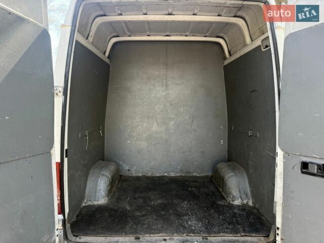 Белый Мерседес Sprinter, объемом двигателя 2.15 л и пробегом 280 тыс. км за 5600 $, фото 40 на Automoto.ua