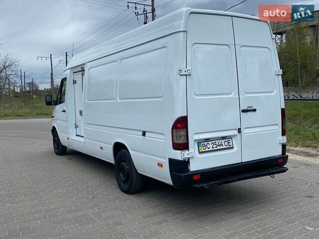 Білий Мерседес Sprinter, об'ємом двигуна 2.15 л та пробігом 423 тис. км за 11000 $, фото 6 на Automoto.ua