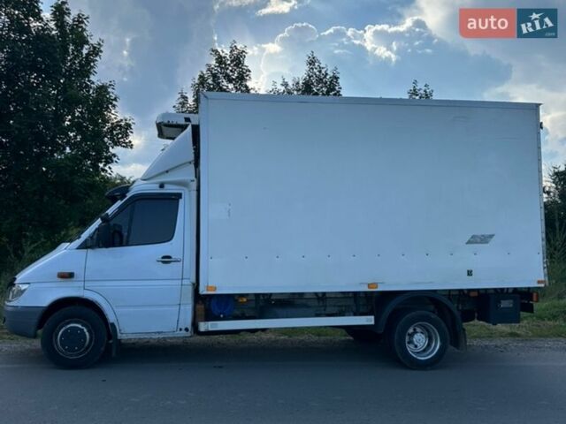 Білий Мерседес Sprinter, об'ємом двигуна 2.7 л та пробігом 750 тис. км за 13500 $, фото 1 на Automoto.ua