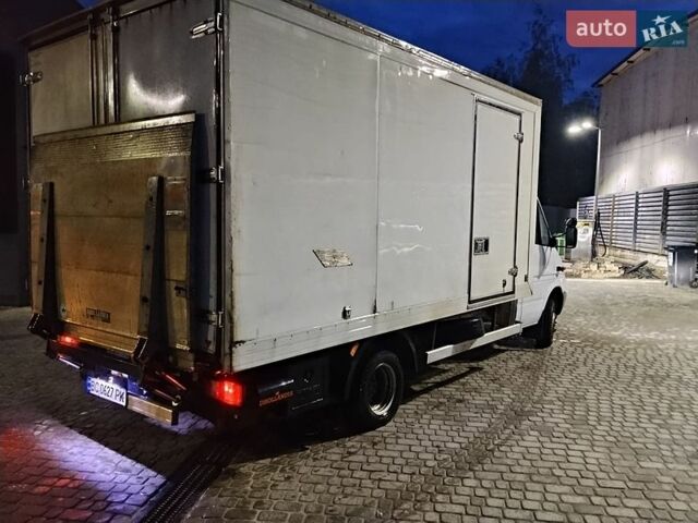 Белый Мерседес Sprinter, объемом двигателя 2.7 л и пробегом 613 тыс. км за 12300 $, фото 4 на Automoto.ua