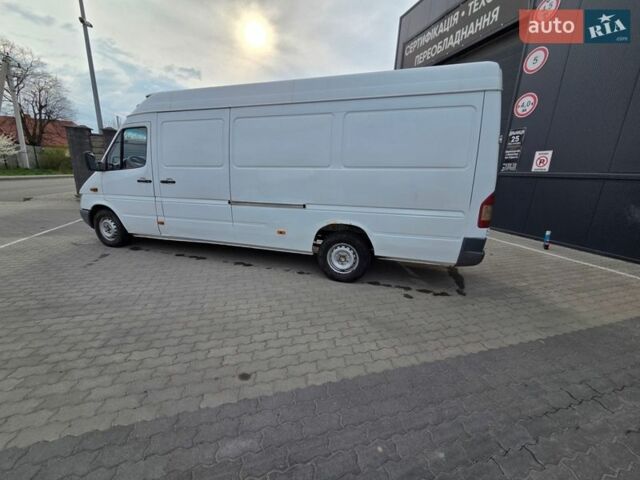 Белый Мерседес Sprinter, объемом двигателя 2.15 л и пробегом 950 тыс. км за 8500 $, фото 11 на Automoto.ua