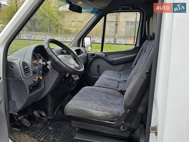 Білий Мерседес Sprinter, об'ємом двигуна 2.15 л та пробігом 423 тис. км за 11000 $, фото 8 на Automoto.ua