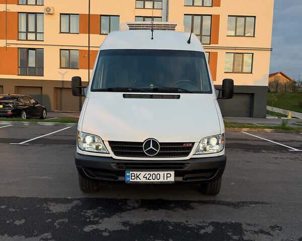 Білий Мерседес Sprinter, об'ємом двигуна 2.1 л та пробігом 512 тис. км за 14500 $, фото 8 на Automoto.ua