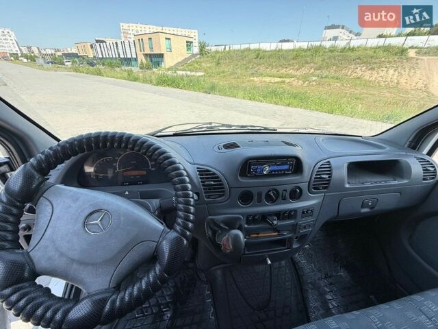 Білий Мерседес Sprinter, об'ємом двигуна 2.15 л та пробігом 380 тис. км за 7900 $, фото 22 на Automoto.ua