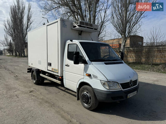 Белый Мерседес Sprinter, объемом двигателя 2.7 л и пробегом 433 тыс. км за 15800 $, фото 3 на Automoto.ua