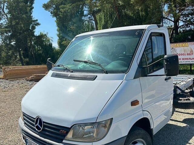 Білий Мерседес Sprinter, об'ємом двигуна 2.69 л та пробігом 480 тис. км за 11800 $, фото 1 на Automoto.ua