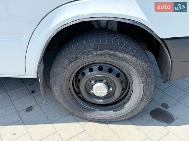 Білий Мерседес Sprinter, об'ємом двигуна 2.15 л та пробігом 380 тис. км за 7900 $, фото 29 на Automoto.ua