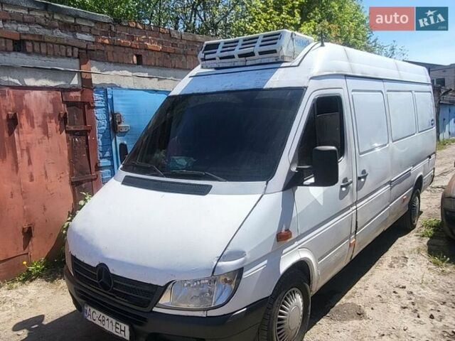 Белый Мерседес Sprinter, объемом двигателя 2.1 л и пробегом 560 тыс. км за 7000 $, фото 13 на Automoto.ua