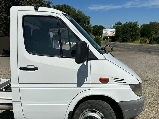 Білий Мерседес Sprinter, об'ємом двигуна 2.69 л та пробігом 480 тис. км за 11800 $, фото 5 на Automoto.ua