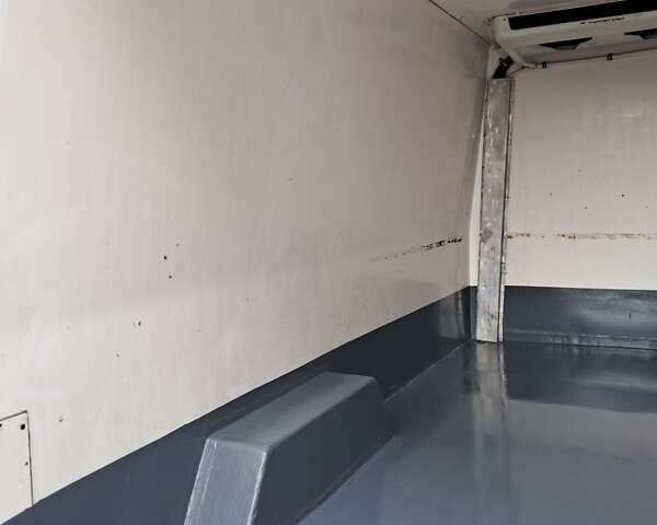 Белый Мерседес Sprinter, объемом двигателя 2.2 л и пробегом 337 тыс. км за 11500 $, фото 20 на Automoto.ua