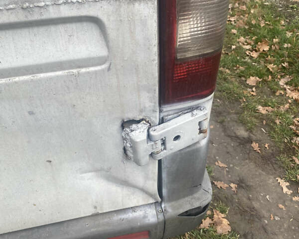 Белый Мерседес Sprinter, объемом двигателя 2.15 л и пробегом 500 тыс. км за 7250 $, фото 2 на Automoto.ua