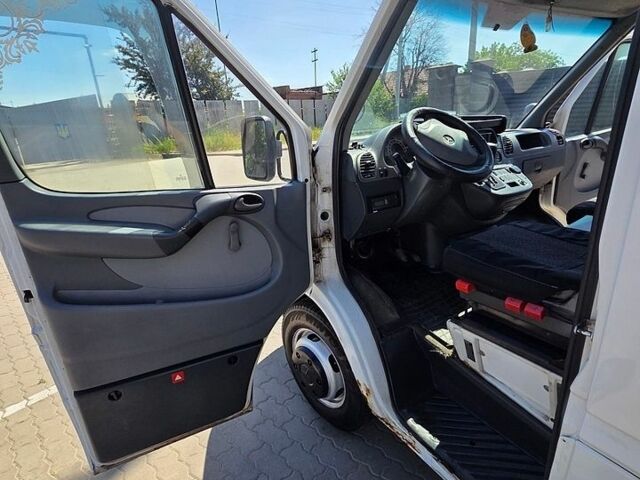 Белый Мерседес Sprinter, объемом двигателя 2.69 л и пробегом 568 тыс. км за 12500 $, фото 28 на Automoto.ua