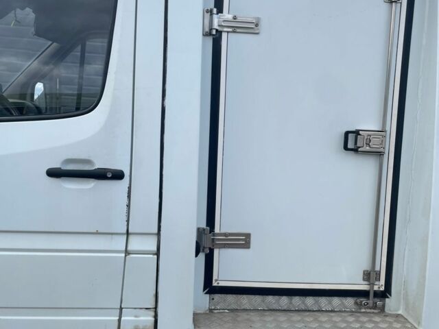 Білий Мерседес Sprinter, об'ємом двигуна 2.15 л та пробігом 574 тис. км за 9000 $, фото 1 на Automoto.ua