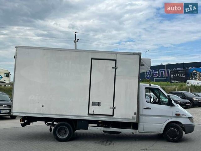 Белый Мерседес Sprinter, объемом двигателя 2.7 л и пробегом 797 тыс. км за 14790 $, фото 29 на Automoto.ua