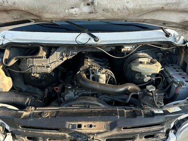 Білий Мерседес Sprinter, об'ємом двигуна 2.15 л та пробігом 740 тис. км за 7000 $, фото 10 на Automoto.ua