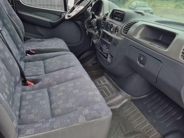 Білий Мерседес Sprinter, об'ємом двигуна 2.7 л та пробігом 796 тис. км за 12000 $, фото 3 на Automoto.ua