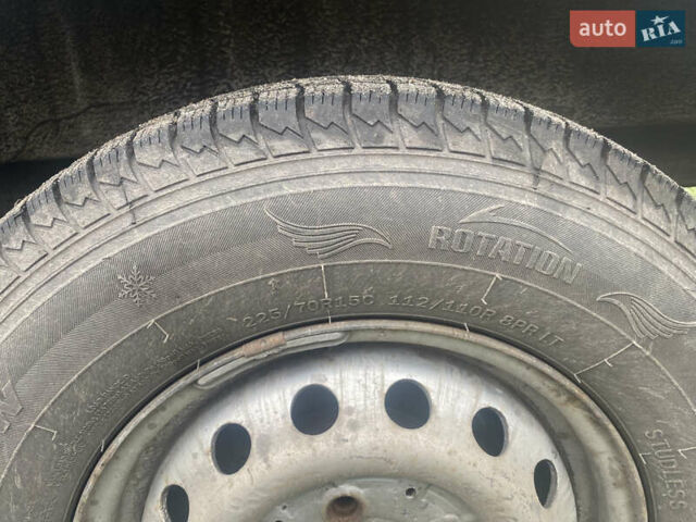 Белый Мерседес Sprinter, объемом двигателя 2.15 л и пробегом 500 тыс. км за 7250 $, фото 19 на Automoto.ua