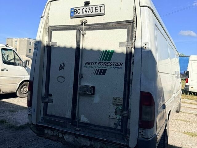 Белый Мерседес Sprinter, объемом двигателя 2.15 л и пробегом 557 тыс. км за 5500 $, фото 4 на Automoto.ua