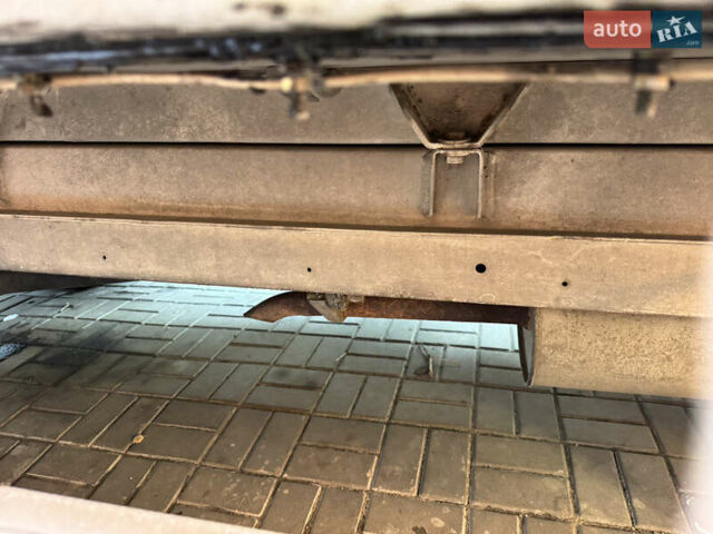 Білий Мерседес Sprinter, об'ємом двигуна 2.7 л та пробігом 445 тис. км за 15250 $, фото 10 на Automoto.ua