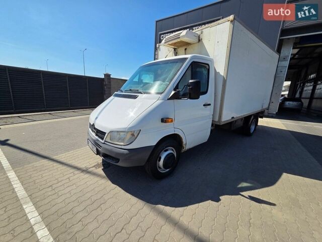 Белый Мерседес Sprinter, объемом двигателя 2.69 л и пробегом 568 тыс. км за 12500 $, фото 15 на Automoto.ua