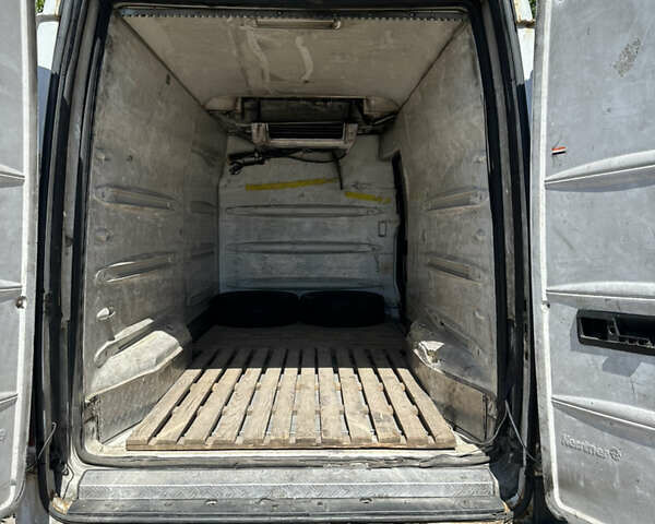 Білий Мерседес Sprinter, об'ємом двигуна 2.2 л та пробігом 740 тис. км за 8000 $, фото 3 на Automoto.ua