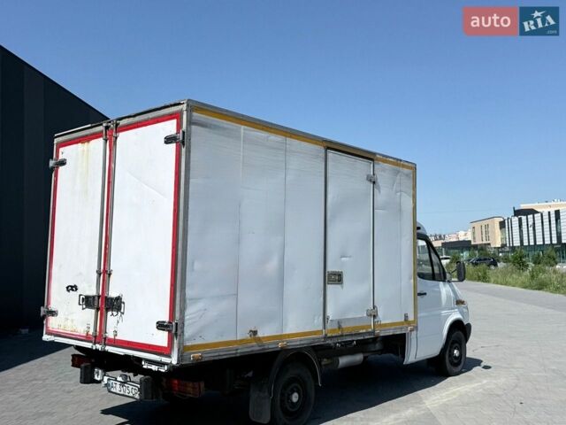Білий Мерседес Sprinter, об'ємом двигуна 2.15 л та пробігом 380 тис. км за 7900 $, фото 6 на Automoto.ua