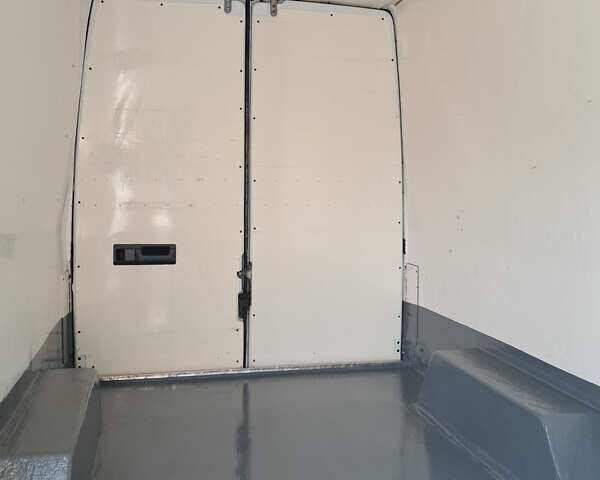 Белый Мерседес Sprinter, объемом двигателя 2.2 л и пробегом 337 тыс. км за 11500 $, фото 27 на Automoto.ua