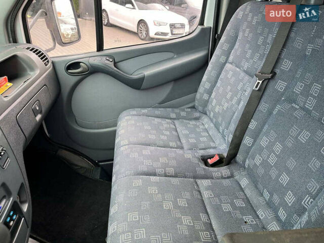 Белый Мерседес Sprinter, объемом двигателя 2.7 л и пробегом 797 тыс. км за 14790 $, фото 5 на Automoto.ua