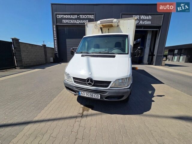 Белый Мерседес Sprinter, объемом двигателя 2.69 л и пробегом 568 тыс. км за 12500 $, фото 10 на Automoto.ua