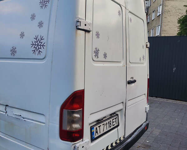 Білий Мерседес Sprinter, об'ємом двигуна 2.15 л та пробігом 818 тис. км за 6300 $, фото 10 на Automoto.ua