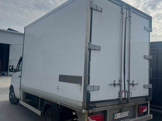 Белый Мерседес Sprinter, объемом двигателя 2.15 л и пробегом 202 тыс. км за 8800 $, фото 1 на Automoto.ua