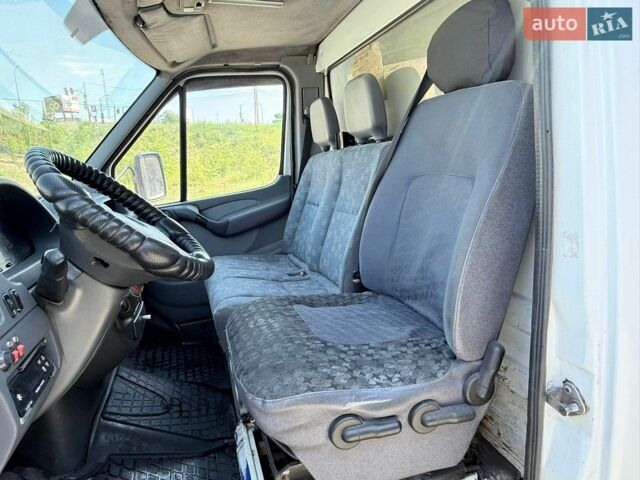 Білий Мерседес Sprinter, об'ємом двигуна 2.15 л та пробігом 380 тис. км за 7900 $, фото 20 на Automoto.ua