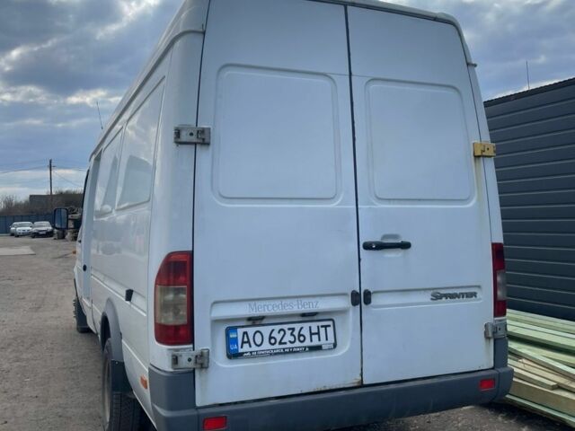 Білий Мерседес Sprinter, об'ємом двигуна 2.15 л та пробігом 574 тис. км за 9000 $, фото 4 на Automoto.ua