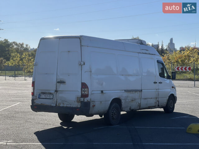 Белый Мерседес Sprinter, объемом двигателя 2.15 л и пробегом 716 тыс. км за 4700 $, фото 8 на Automoto.ua