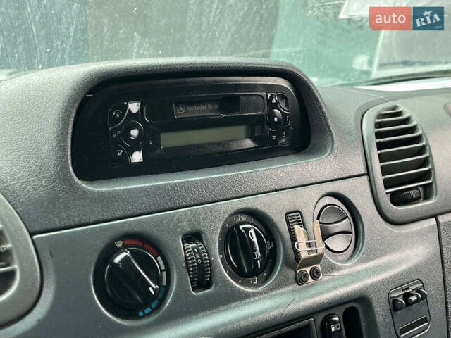 Белый Мерседес Sprinter, объемом двигателя 2.7 л и пробегом 797 тыс. км за 14790 $, фото 13 на Automoto.ua