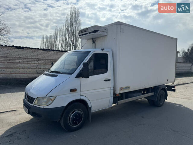 Белый Мерседес Sprinter, объемом двигателя 2.7 л и пробегом 433 тыс. км за 15800 $, фото 1 на Automoto.ua
