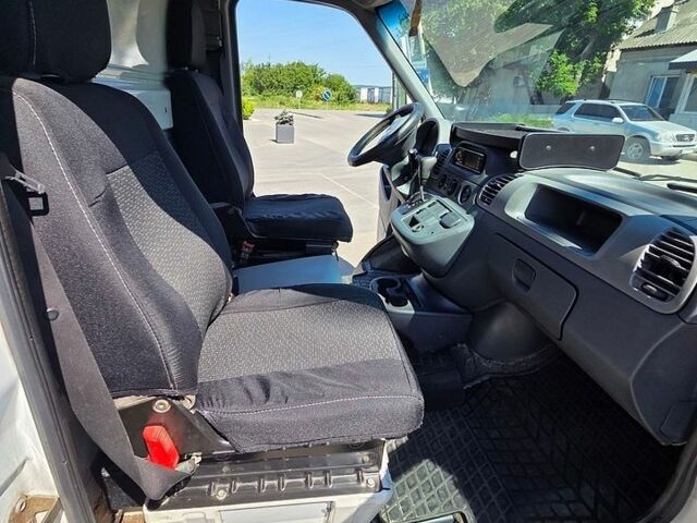 Белый Мерседес Sprinter, объемом двигателя 2.69 л и пробегом 568 тыс. км за 10750 $, фото 35 на Automoto.ua