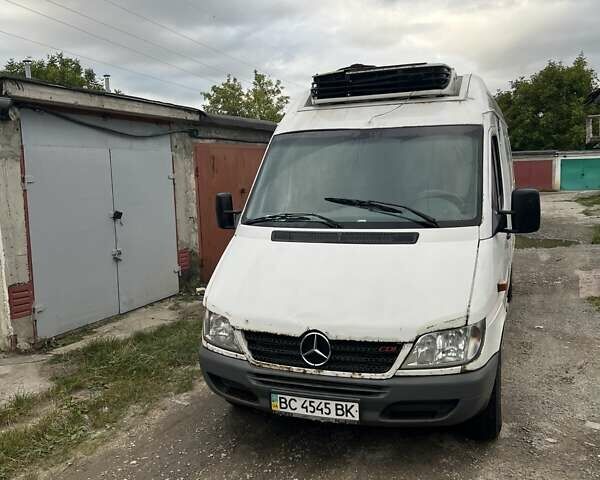 Білий Мерседес Sprinter, об'ємом двигуна 2.15 л та пробігом 400 тис. км за 6499 $, фото 8 на Automoto.ua