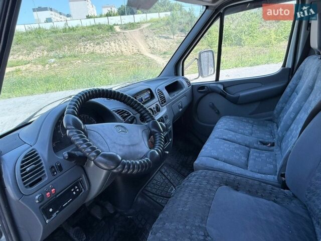 Білий Мерседес Sprinter, об'ємом двигуна 2.15 л та пробігом 380 тис. км за 7900 $, фото 21 на Automoto.ua