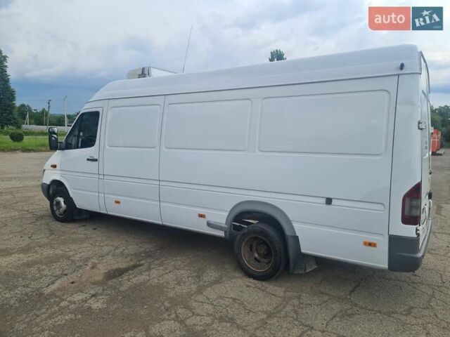 Белый Мерседес Sprinter, объемом двигателя 2.15 л и пробегом 836 тыс. км за 10800 $, фото 6 на Automoto.ua