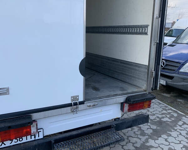 Белый Мерседес Sprinter, объемом двигателя 2.2 л и пробегом 278 тыс. км за 15200 $, фото 11 на Automoto.ua