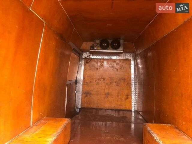 Белый Мерседес Sprinter, объемом двигателя 2.7 л и пробегом 868 тыс. км за 14500 $, фото 9 на Automoto.ua