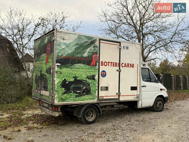 Белый Мерседес Sprinter, объемом двигателя 2.7 л и пробегом 500 тыс. км за 6900 $, фото 4 на Automoto.ua