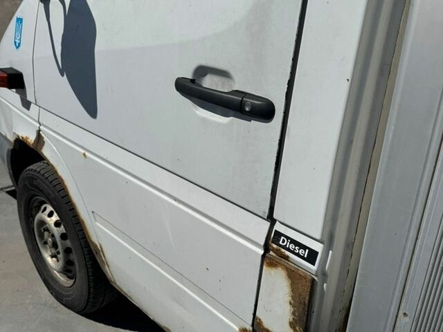 Белый Мерседес Sprinter, объемом двигателя 2.15 л и пробегом 650 тыс. км за 5500 $, фото 6 на Automoto.ua
