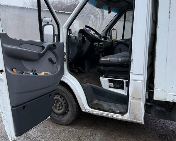 Білий Мерседес Sprinter, об'ємом двигуна 2.15 л та пробігом 327 тис. км за 10500 $, фото 2 на Automoto.ua